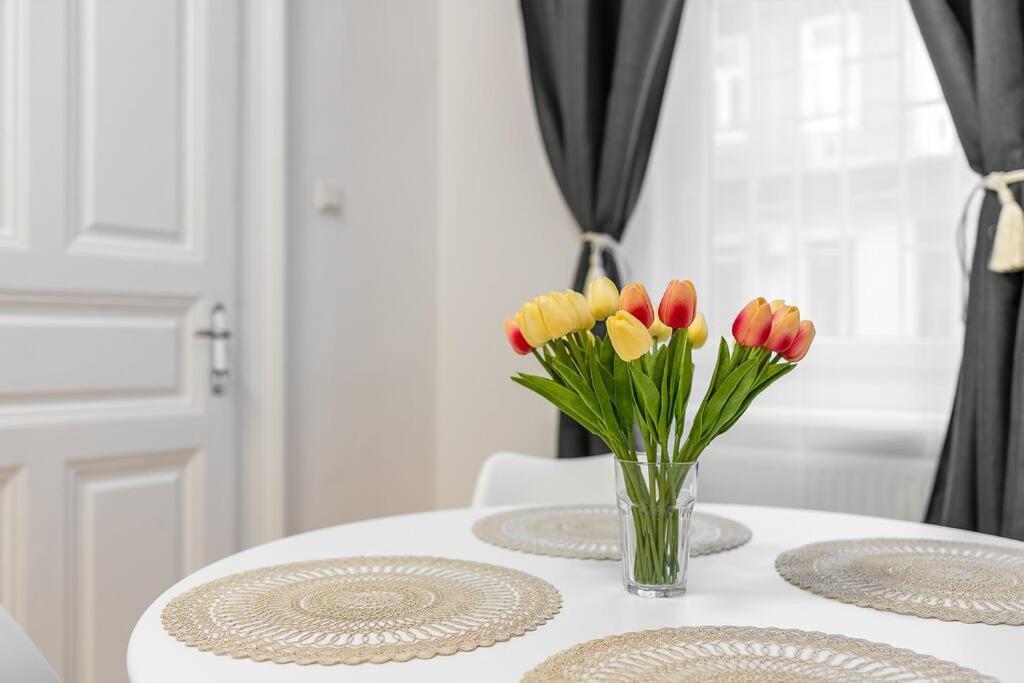 Dizsu'S Place Budapest Bagian luar foto